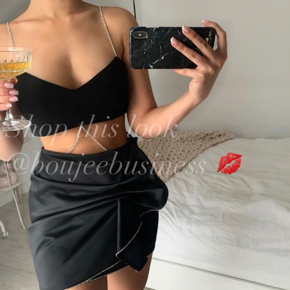 Zara Tops - ZARA BNWT Jewel Crop Top